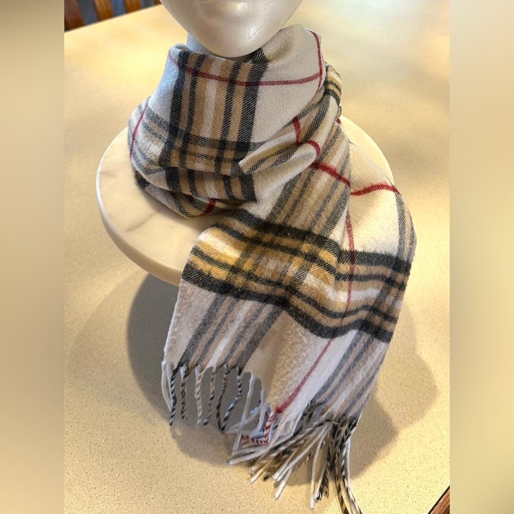 V. Fraas Cashmink Scarf Beige Plaid 66”x11”